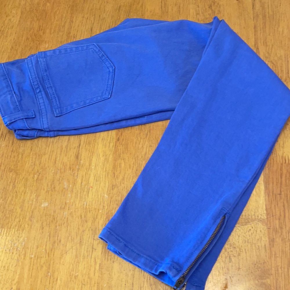 Jeans - Picture 5 of 6